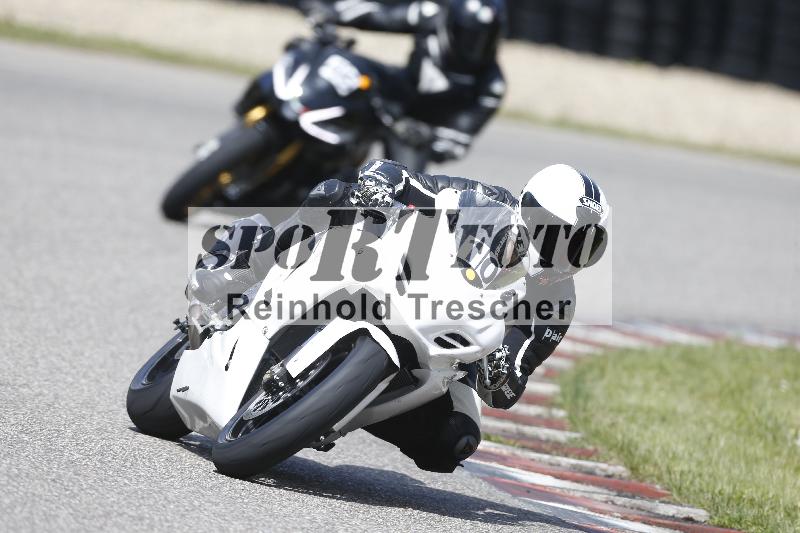 Archiv-2025/09 22.04.2025 Cornu Master School ADR/rot-rouge/10